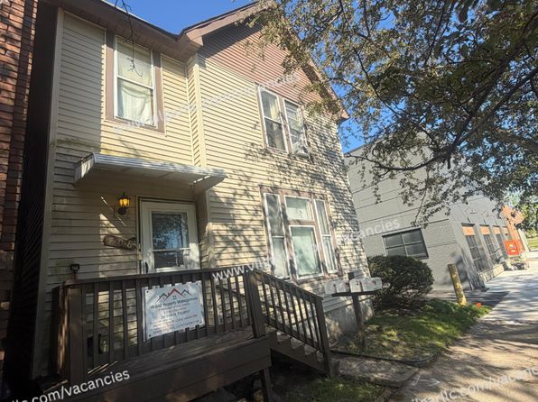 708 Perry St #1