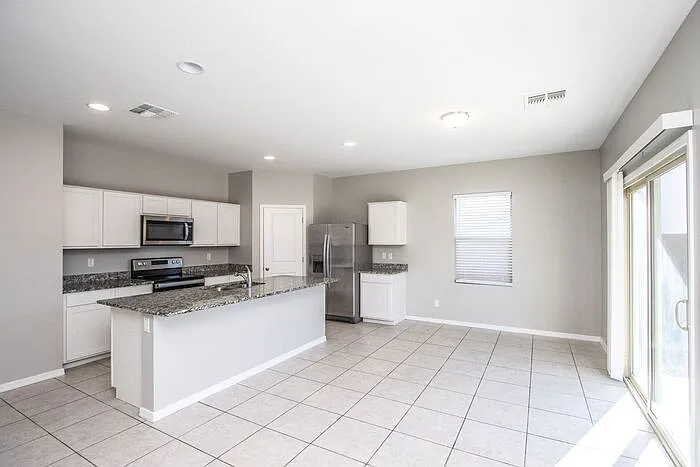2377 E Alonso Dr — Photo 43