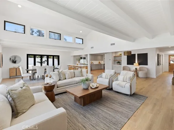 3176 Country Club Dr, Costa Mesa, CA 92626