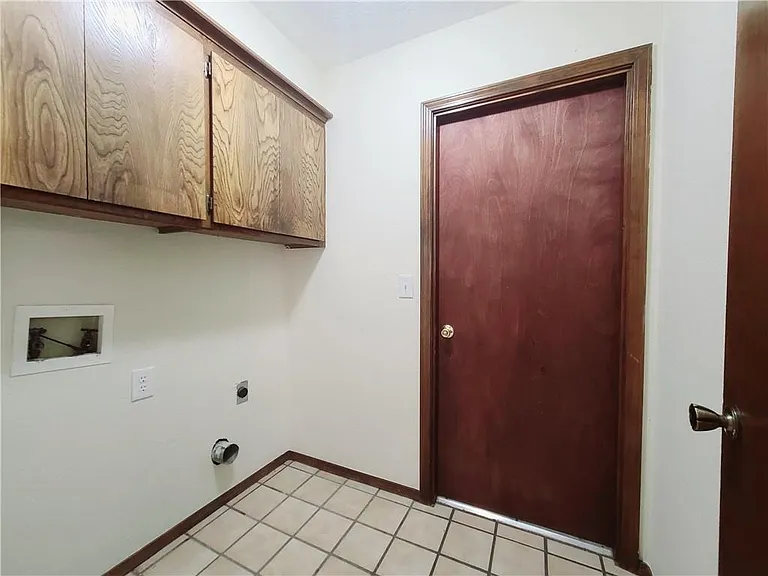 163 Barrett Pl — Photo 10