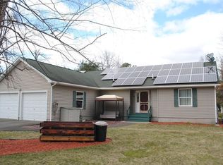 207 Turnpike Rd, Montague, MA 01351