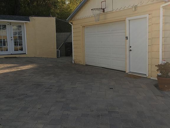 2nd image of 4773 Topanga Canyon Blvd