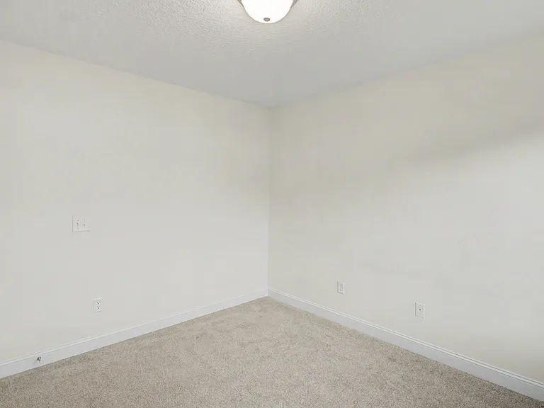 1246 Grayson Ave — Photo 20