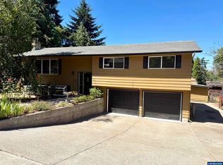 1053 Windemere Dr NW, Salem, OR 97304