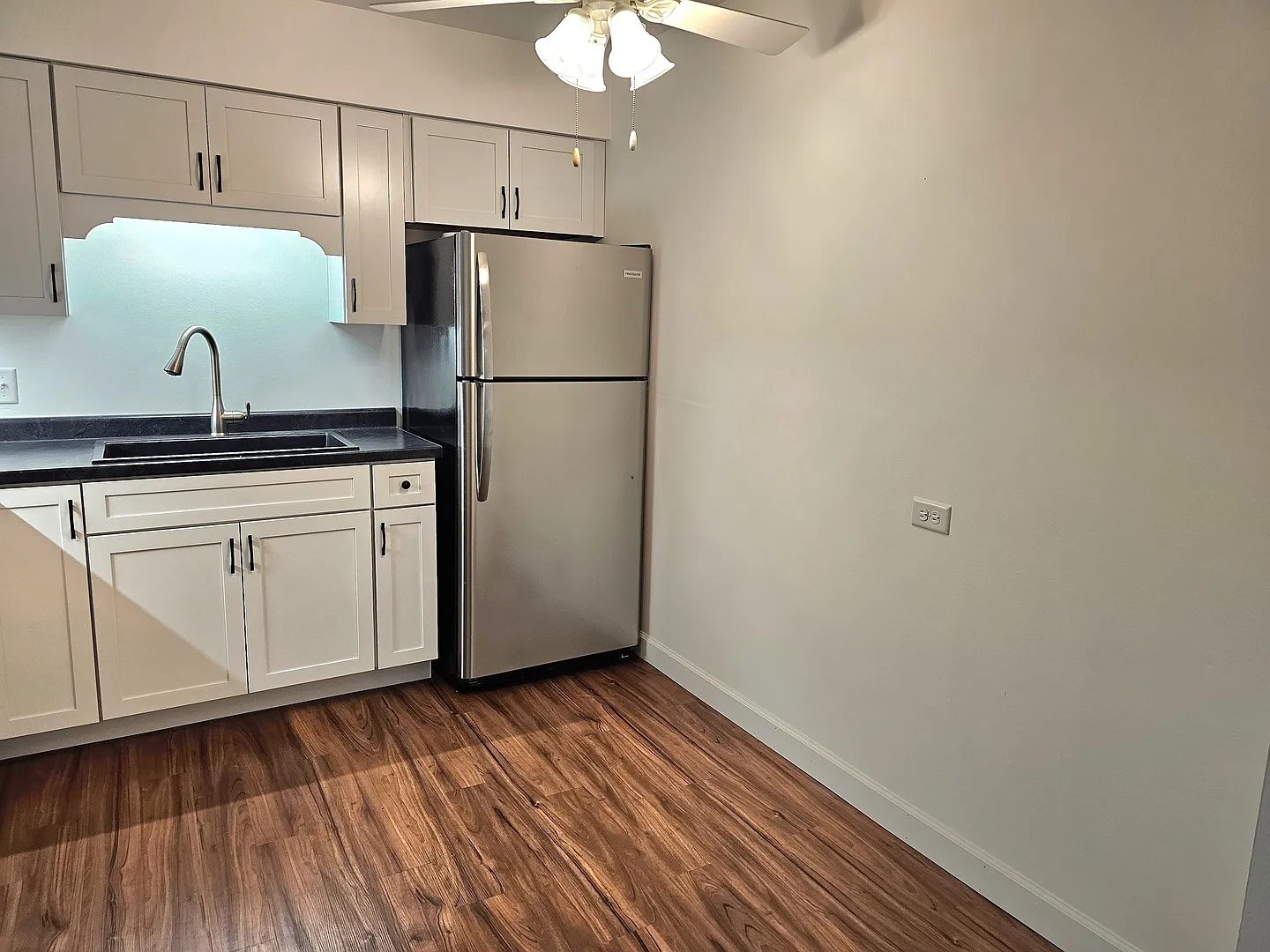 1 bed, 753 sqft, $1,700 — Photo 3