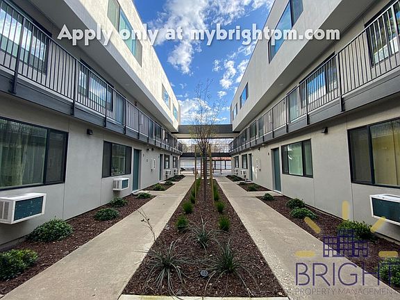 3rd image of 1222 E St #14