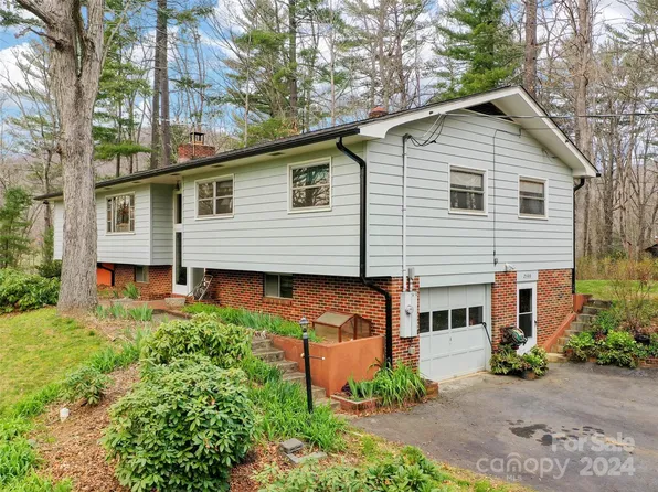 2599 Thickety Rd, Clyde, NC 28721
