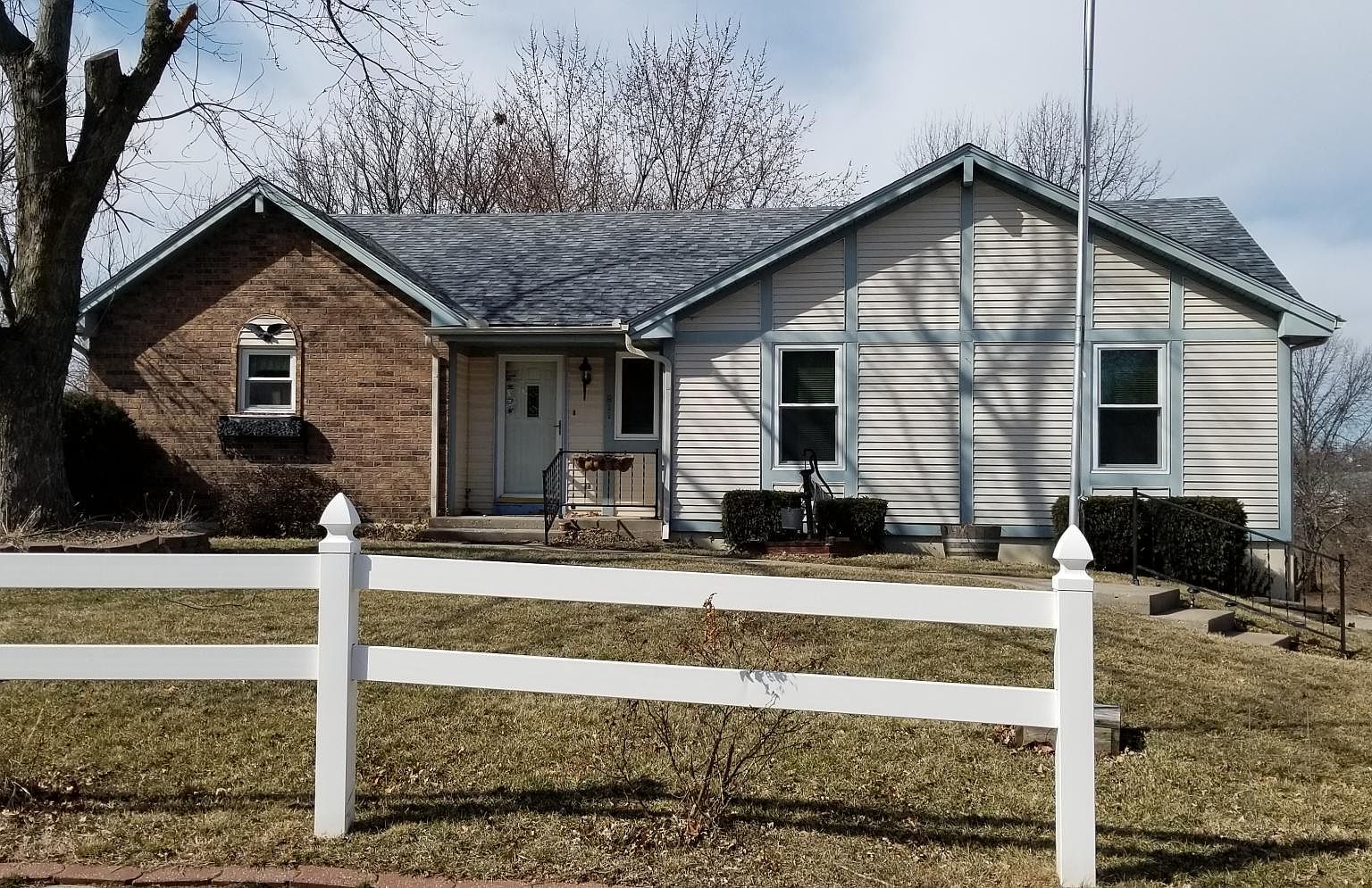 911 SW 19th St, Blue Springs, MO 64015 Zillow