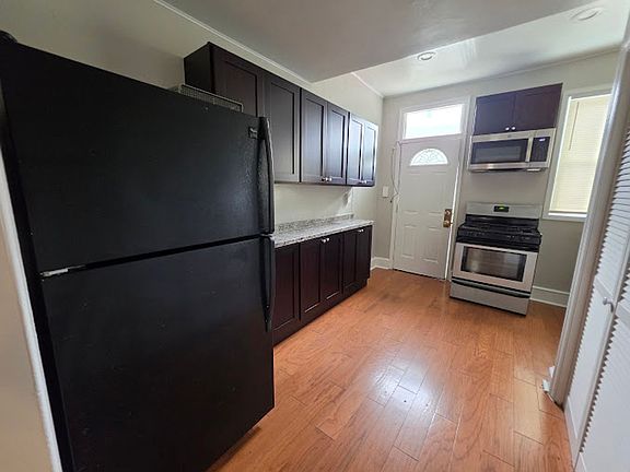 5th image of 239 K St NE