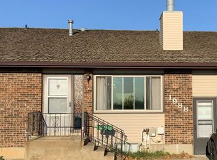 1988 Prairie Ave, Dickinson, ND 58601