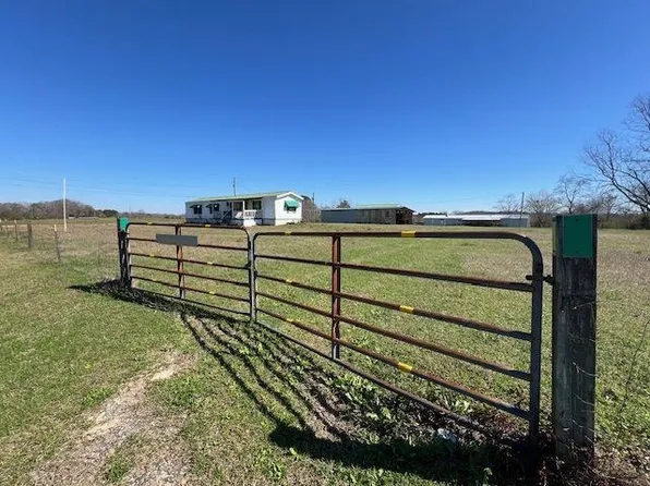 100 Moss Ln, Opp, AL 36467