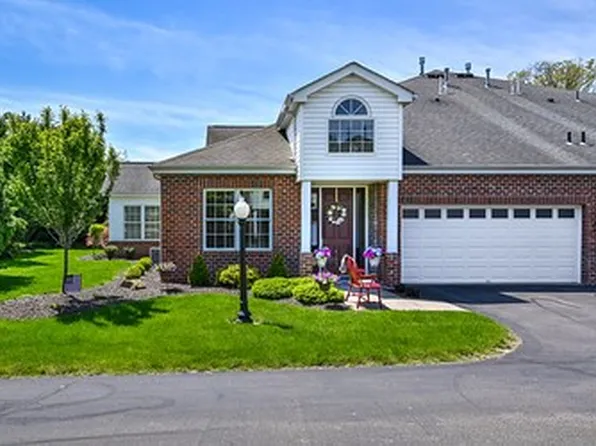 4804 Senate Ct, Valencia, PA 16059