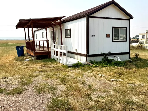 1319 Eisenhower Ave, Great Falls, MT 59404