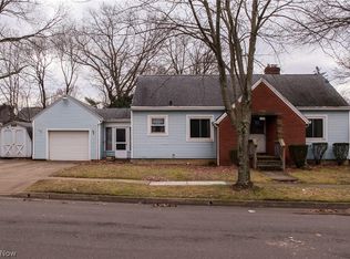 970 Lakewood Blvd, Akron, OH 44314