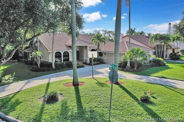 1st image of 8122 NW 53rd Ct
