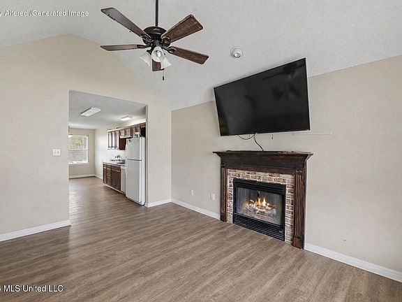 4th image of 10307 Cottage Ct