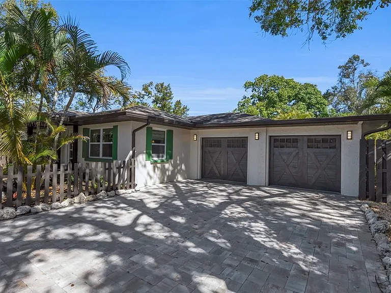 510 N Osprey Ave — Photo 3