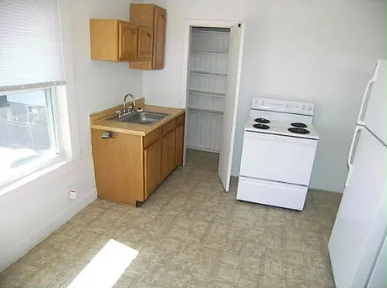 2 bed, $2,750 — Photo 4