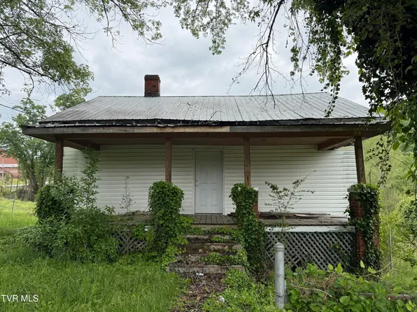 105 Highland Ave, Appalachia, VA 24216
