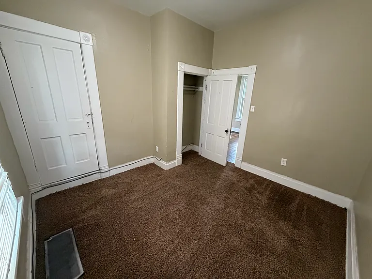 1490 Indianola Ave #1 — Photo 7