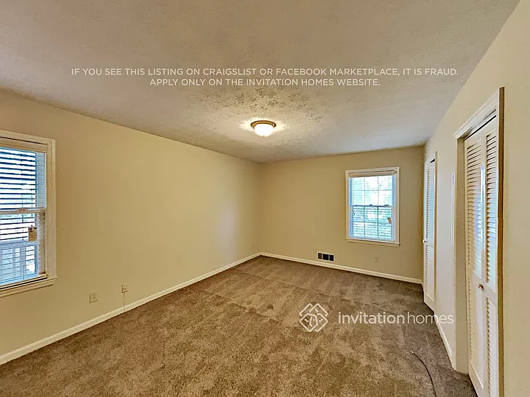 3158 Larkspur Cir — Photo 12