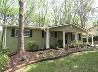 2002 Knightsbridge Rd NW, Kennesaw, GA 30144