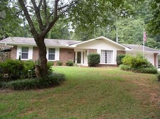225 Pinetree Dr, Marietta, GA 30068