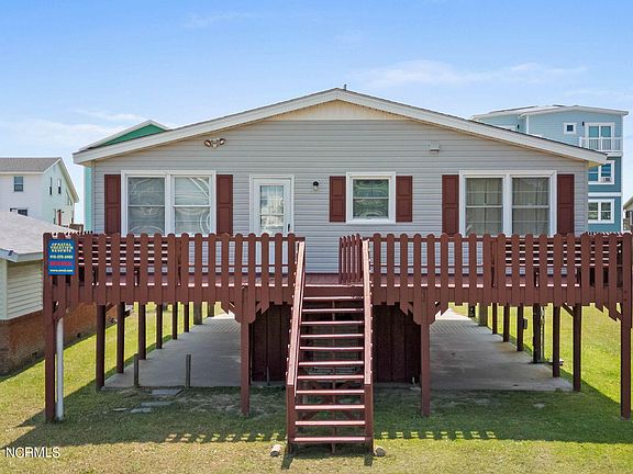2nd image of 2608 E Beach Drive