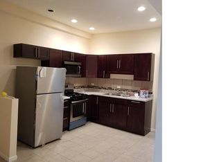 3431 W Grenshaw St #1, Chicago, IL 60624