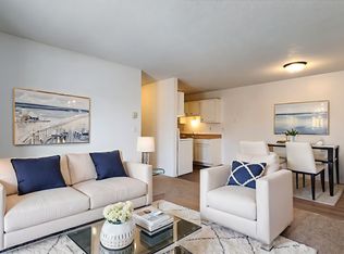 2414 3rd Ave N APT 16, Moorhead, MN 56560