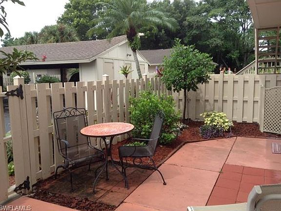 2nd image of 4251 Island Cir #8