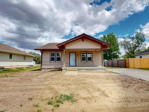 1203 G Ave, Kearney, NE 68847