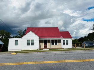 1105 N Main St, Hillsville, VA 24343