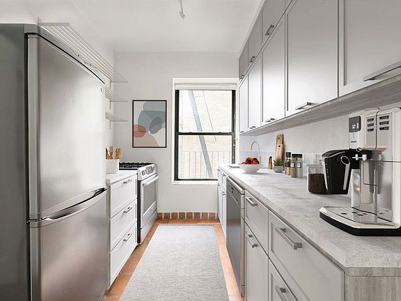 5th image of 310 W 99th St APT 308