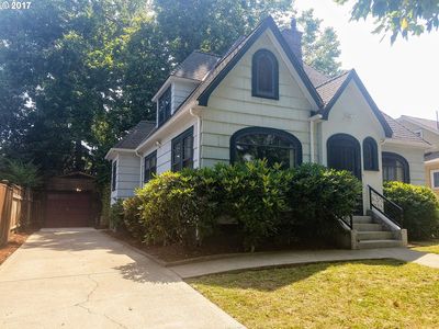 1332 West Broadway, Eugene, OR, 97402