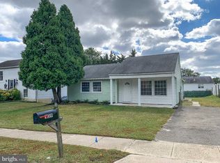 139 Windward Dr, Barnegat, NJ 08005