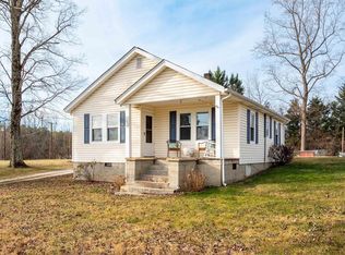 8873 W Pine St, Lowgap, NC 27024