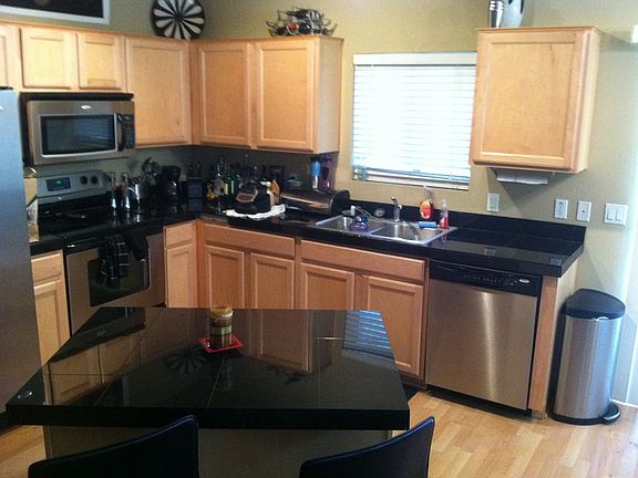 Fully upgraded kitchen