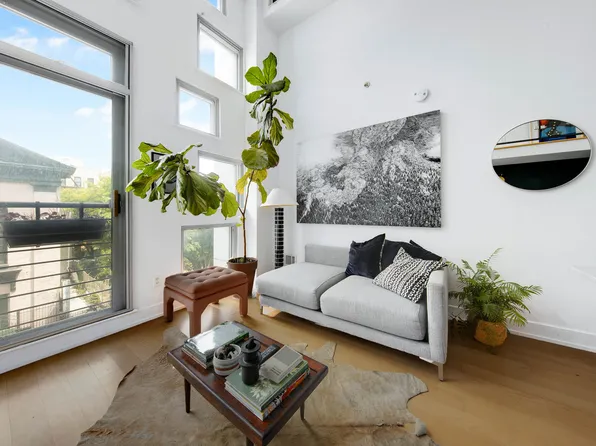 200 S 2nd St APT 3H, Brooklyn, NY 11211