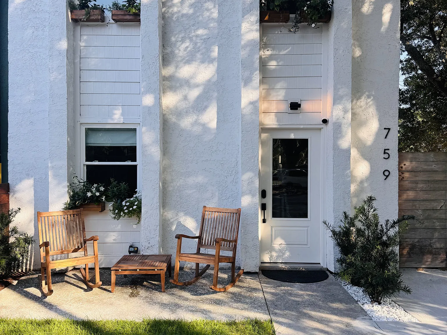 2 bed, 1.5 bath, 1080 sqft, $3,500 — Photo 1