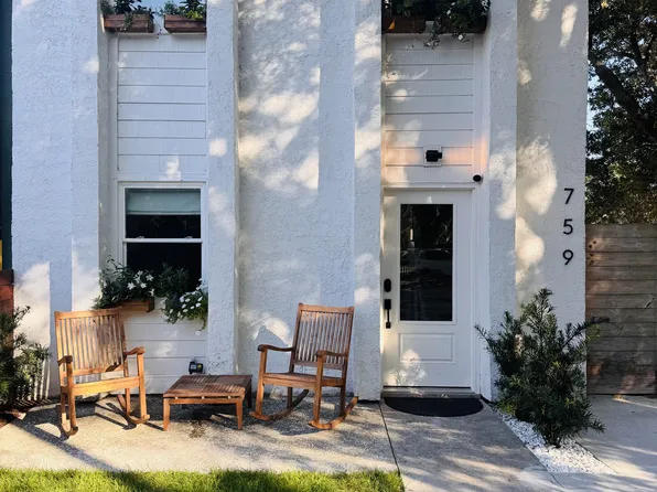 759 Center St, Mount Pleasant, SC 29464