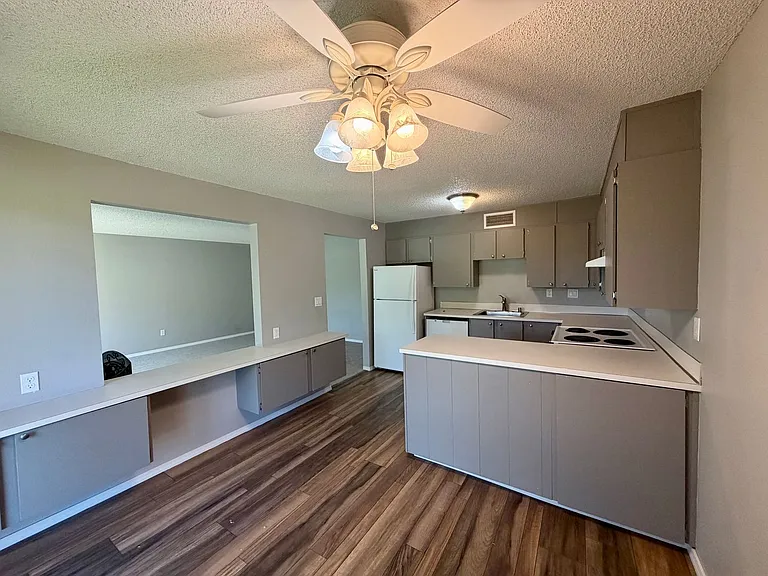 303 Gage Blvd #206 — Photo 8