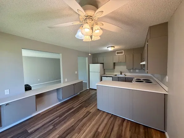 303 Gage Blvd, Richland, WA