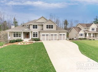 16446 W Willow Dr, Spring Lake, MI 49456