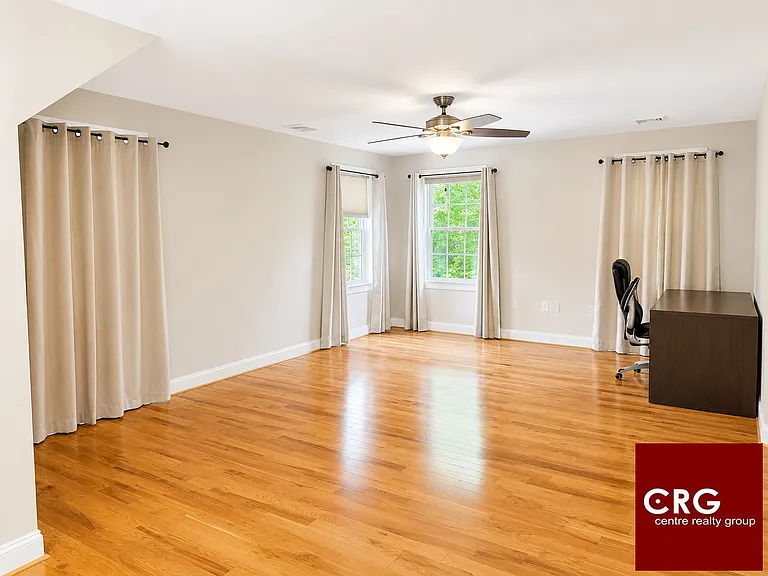 21 Pleasant St — Photo 10