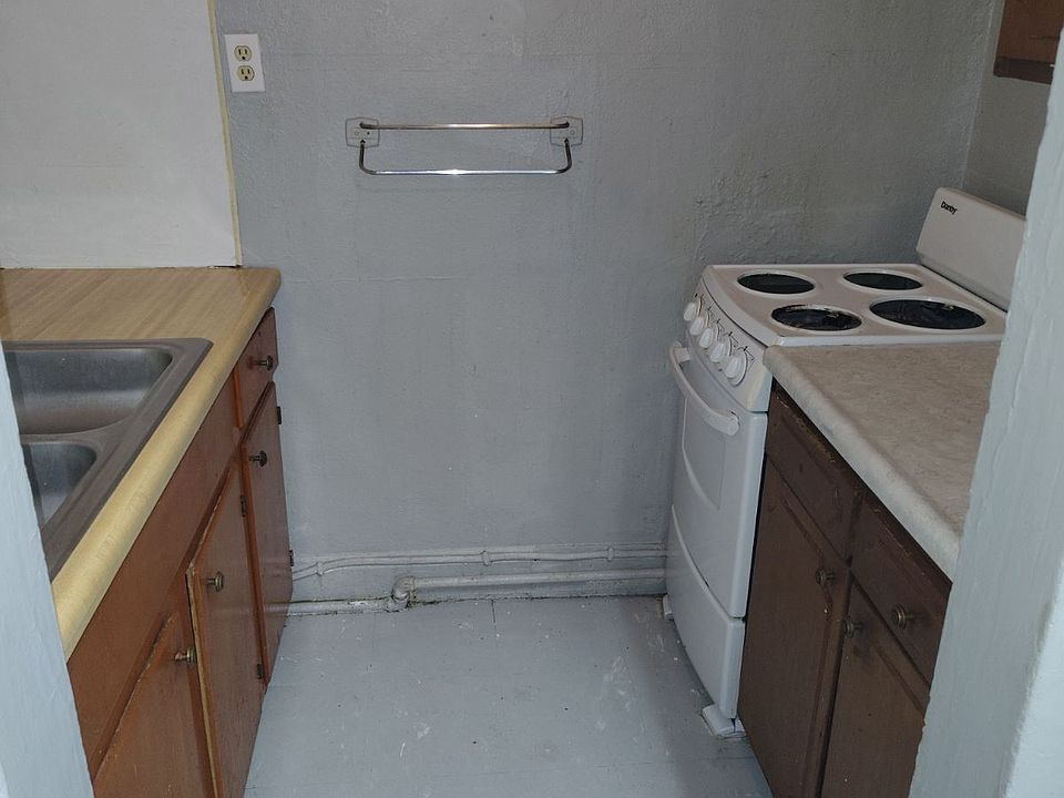 1st image of 406 E Gilbert St APT 2