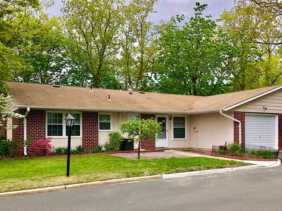 1st image of 1220B Shetland Dr #100B