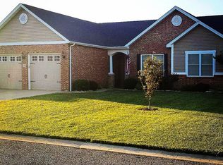 945 W 3rd St, Aviston, IL 62216