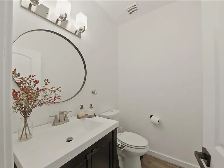 5920 Thornberry Ct — Photo 30