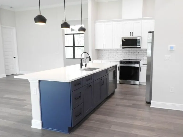 8555 Henry Ave — Photo 10